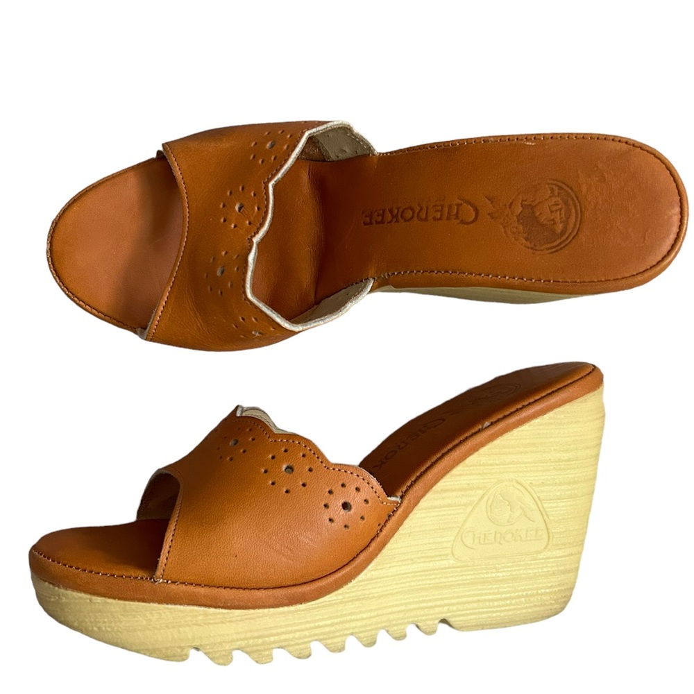 Vintage 70s Cherokee of California leather wedge boho sandals